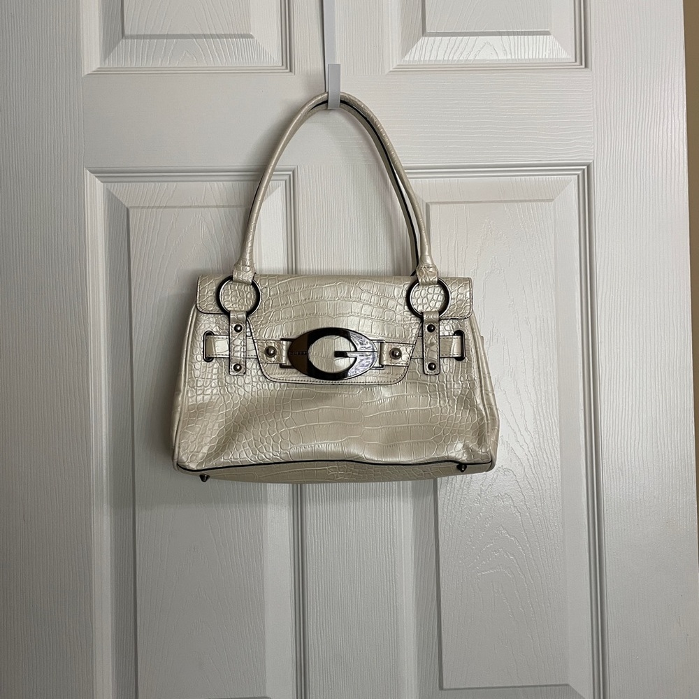 Guess purse